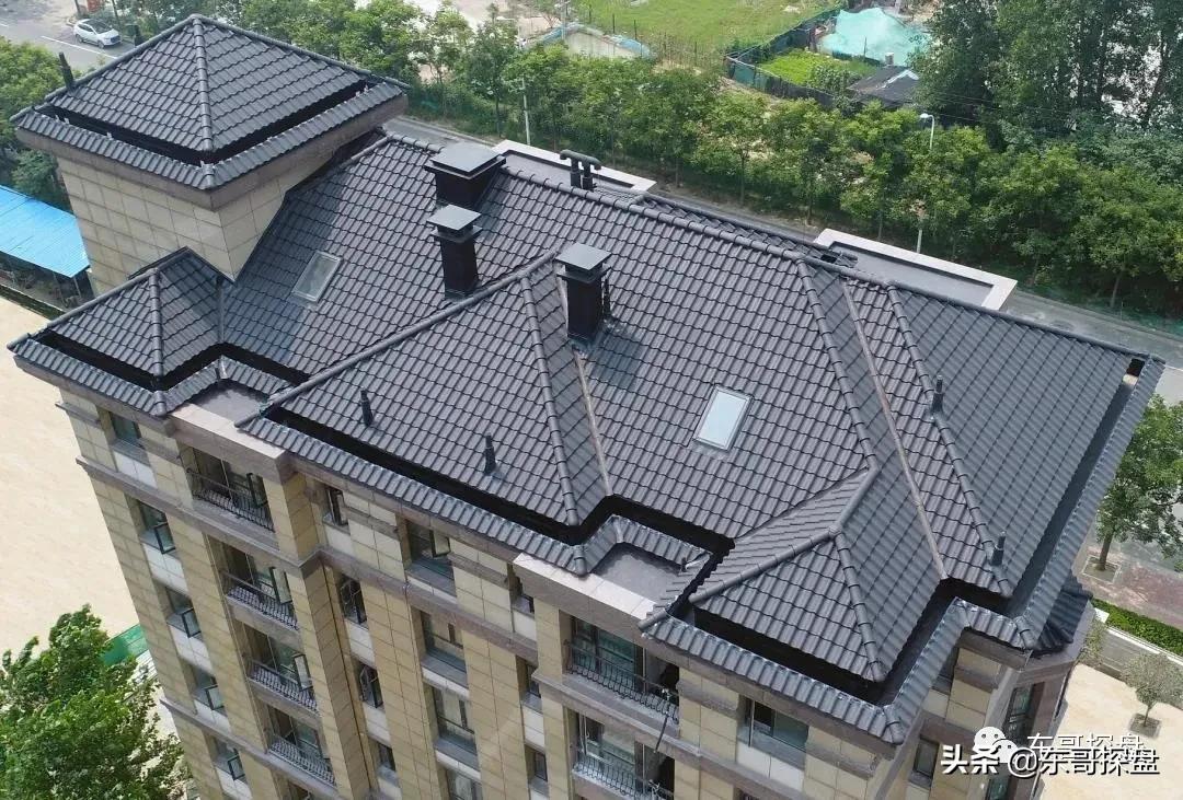 同行眼中的“另类”，购房者眼中的“匠人”。谁对谁错？