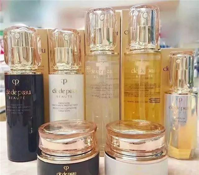 日本保湿控油水乳套装推荐,日本护肤品水乳套装油皮用品牌