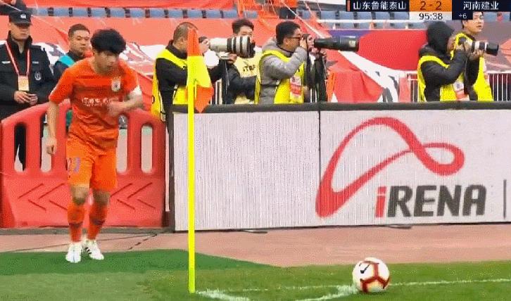 论文抄袭VS中超联赛，风马牛不相及的事情都能上热搜！