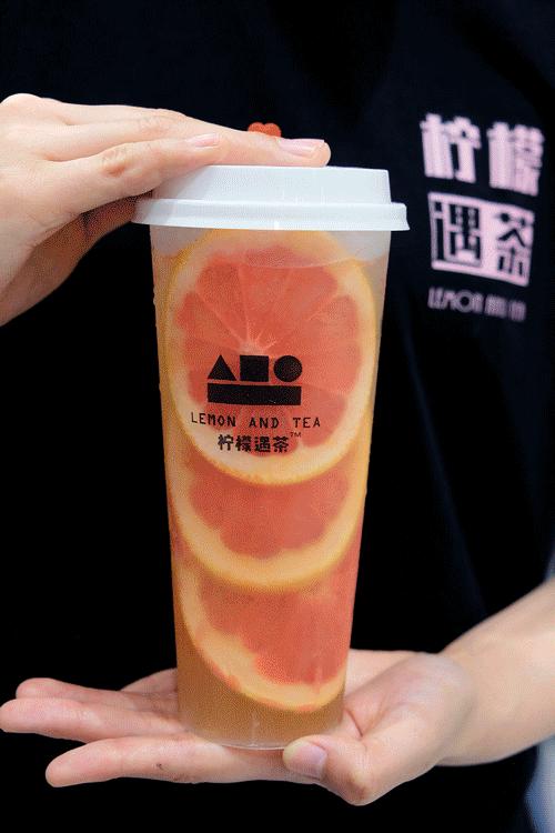 等了3年，它终于来成都啦！还带来了比脸大的变态沙冰