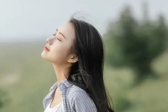 很久不见你真的还好吗,某人好久没有联系了你过得还好吗