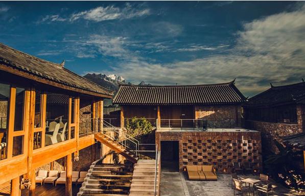 云南半山酒店有限公司,云南半山腰酒店叫什么