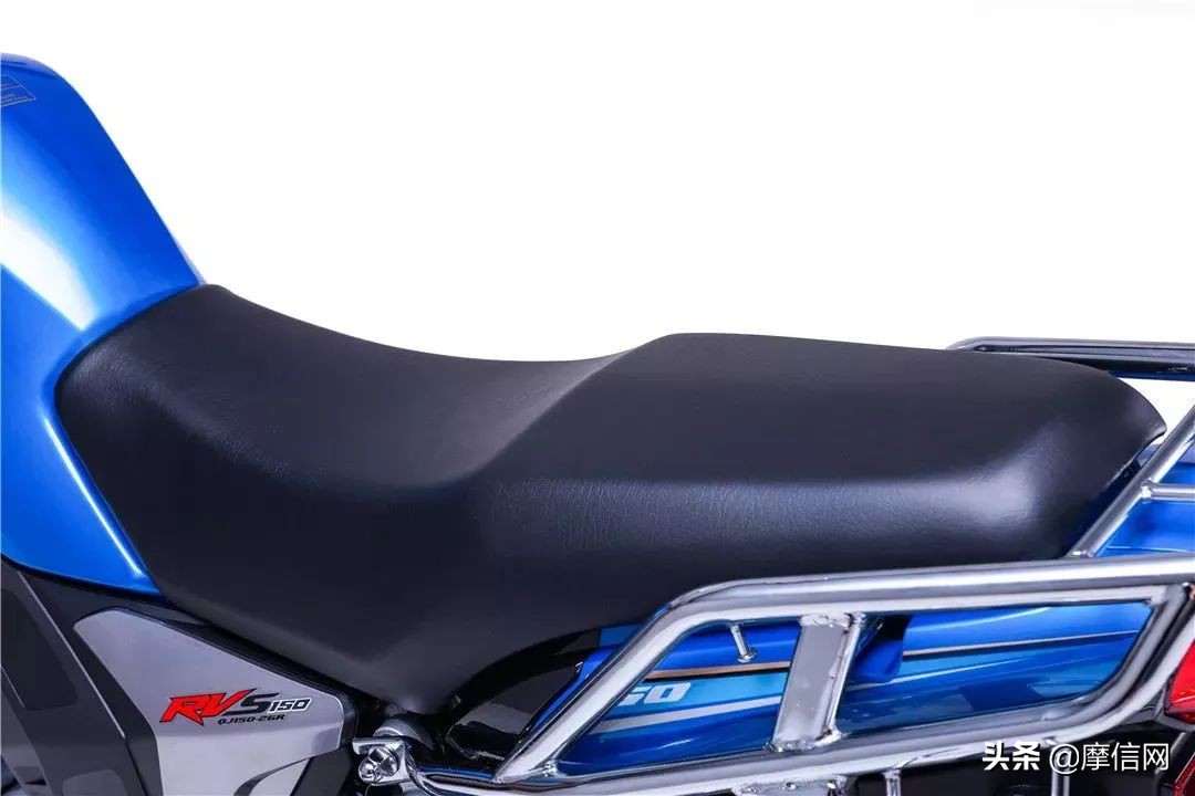 钱江摩托新品上市发布会强势登陆四川