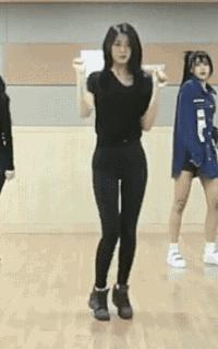 脸颊没肉是太瘦了么,韩国爱豆要瘦到多少斤