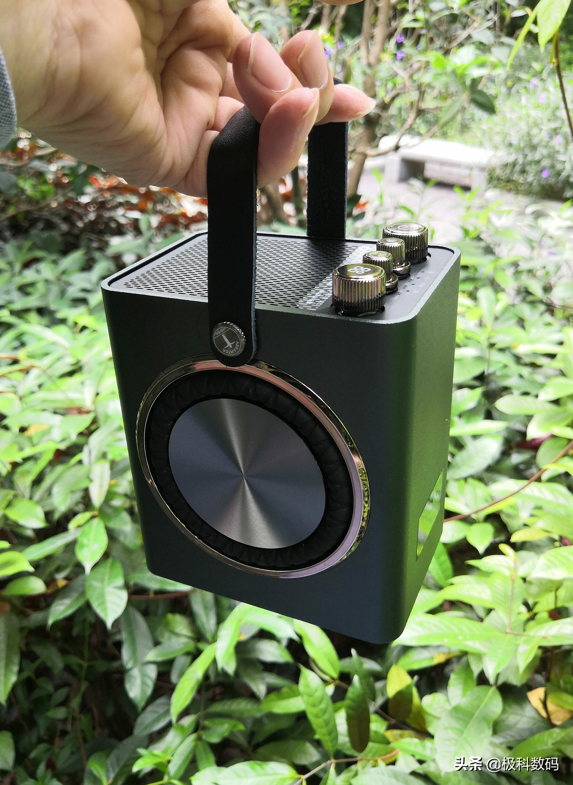 艾特铭客金刚6蓝牙音箱,艾特铭客金刚5蓝牙音箱评测