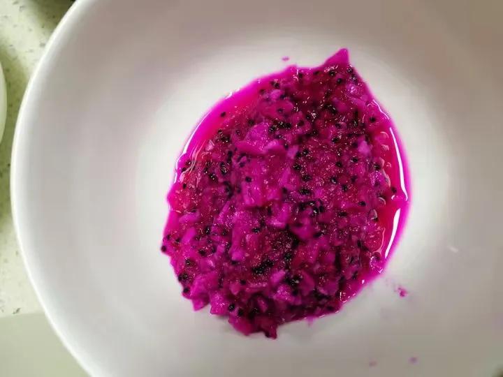 火龙果果冻白凉粉,儿童自制火龙果果冻