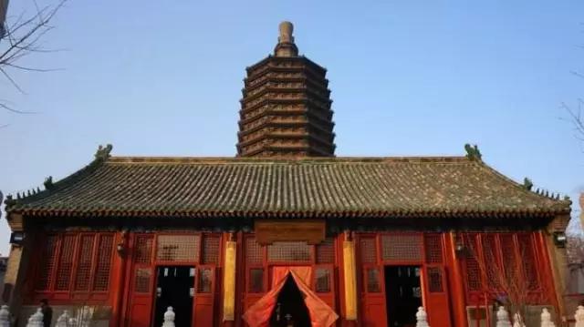 北京有什么寺庙可以烧香拜佛,祈福最好的寺庙北京