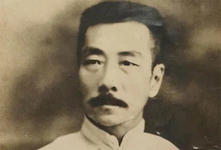 鲁迅闰土讲了什么故事,鲁迅后来对闰土的描写