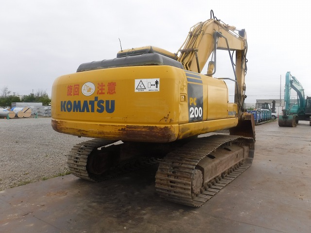 17年小松200挖掘机经典机型,小松pc200-6挖掘机