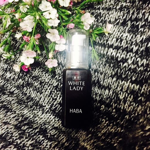 哪些精华油美白抗皱,精华有哪一款可以抗老美白的效果