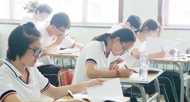 生涯发展至关重要的三个阶段是什么,把握好,一生就稳了