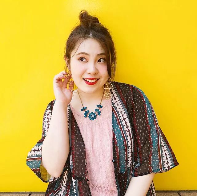 适合微胖小个子女生的衣服店铺,微胖小个子衣服穿搭