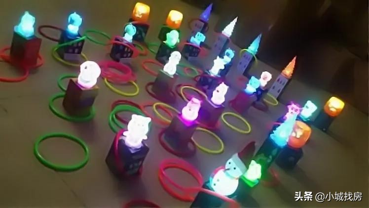 盘点地摊王者,地摊王者出摊必火新闻