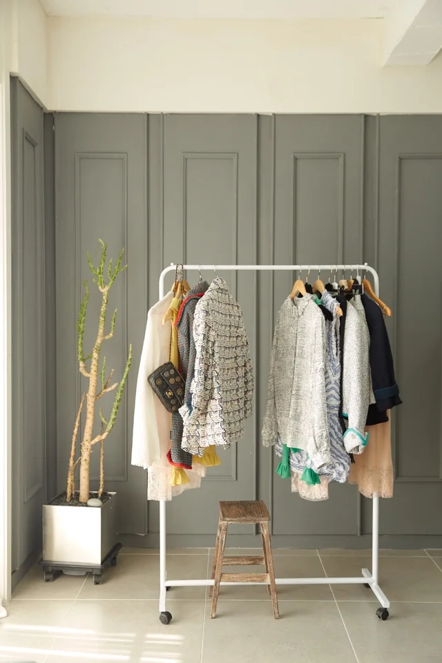 打开韩国潮模IreneKim的衣橱，原来她有这些Chanel的特别款