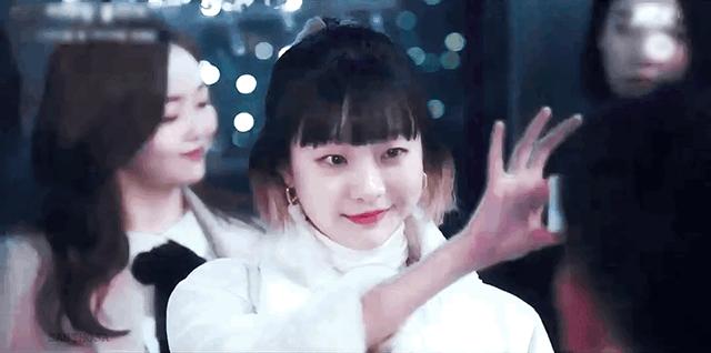 傻白甜过气了！现在流行A到炸的“恶女风”！又飒又迷人