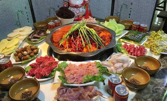 沙坪坝夏季小吃探店推荐,沙坪坝老字号美食推荐电话