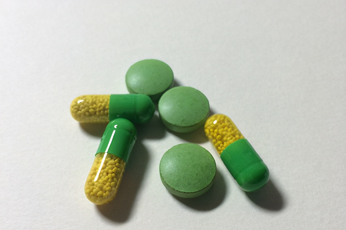 发烧咳嗽流鼻涕是感冒还是狂犬病,发烧流鼻涕是热感冒还是风寒感冒