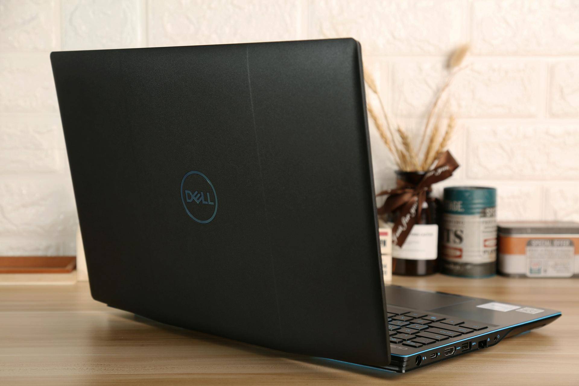 戴尔g33590外星人怎么使用,戴尔电脑做工