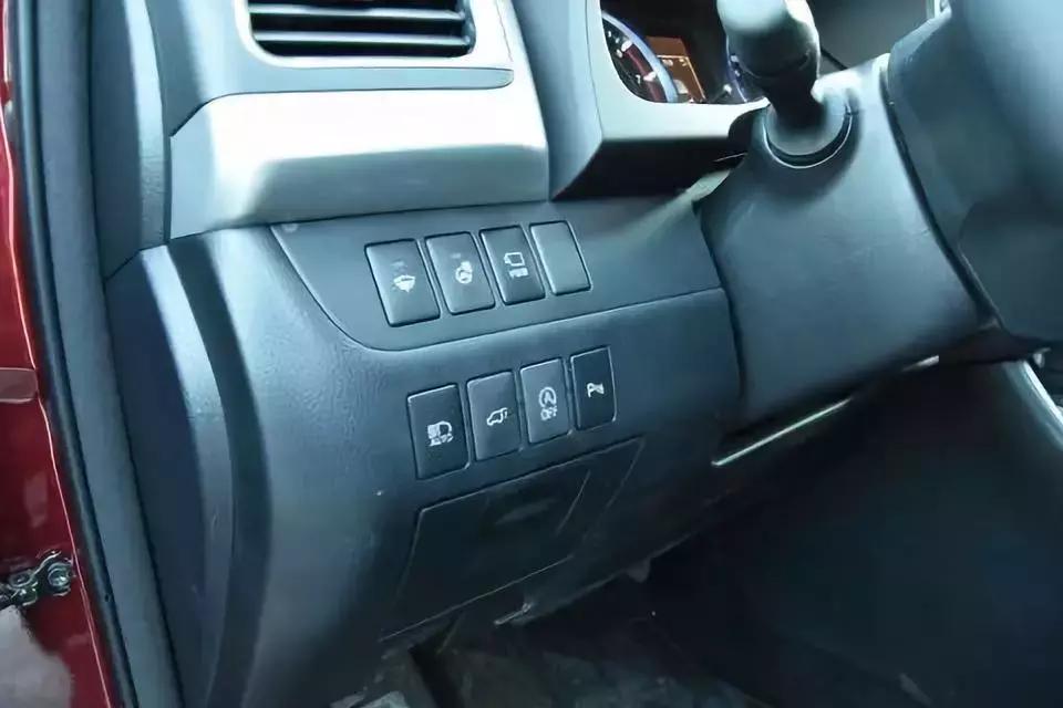 试驾汉兰达2.0t四驱豪华版,试驾2.0t四驱汉兰达越野视频