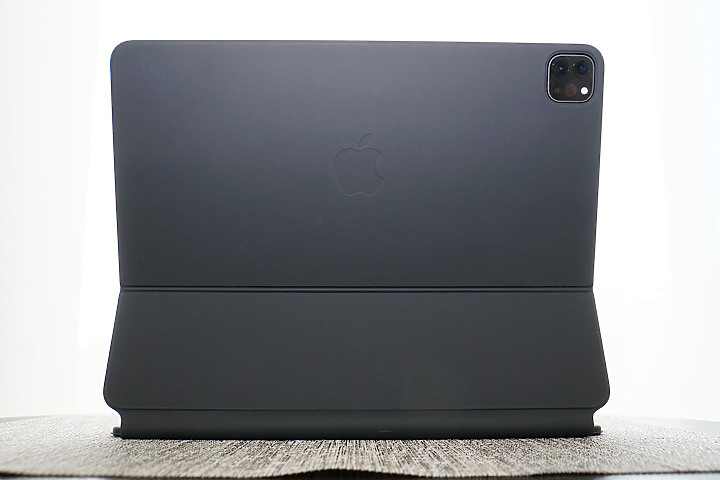 妙控键盘2021款和2020款的区别,妙控键盘开合角度