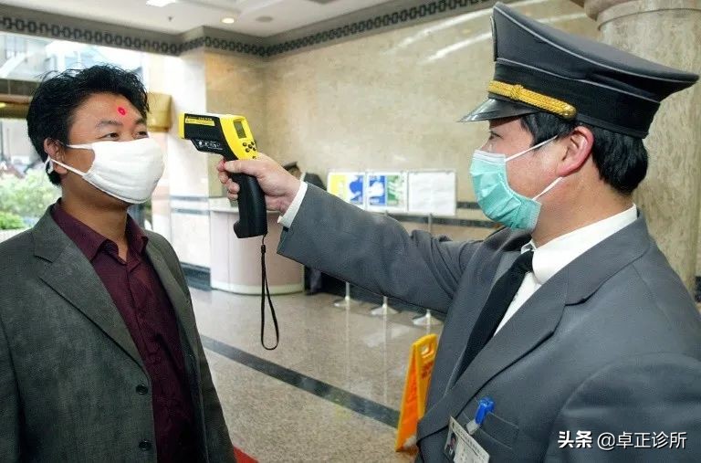 红外线对眼睛的伤害是持续性的吗,红外线额温枪照射眼睛会怎么样