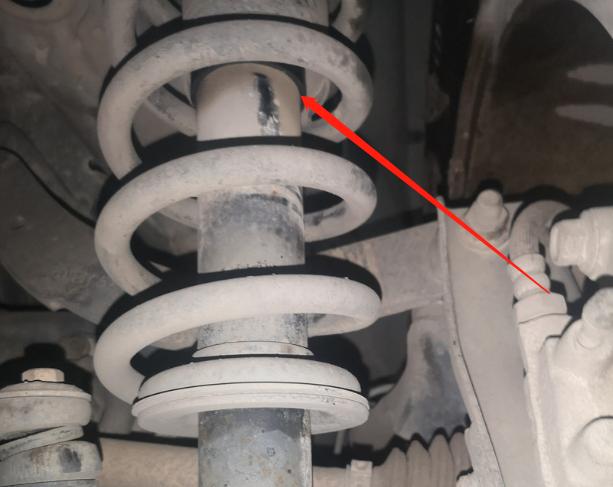 jeep车漏油是什么情况,7万jeep