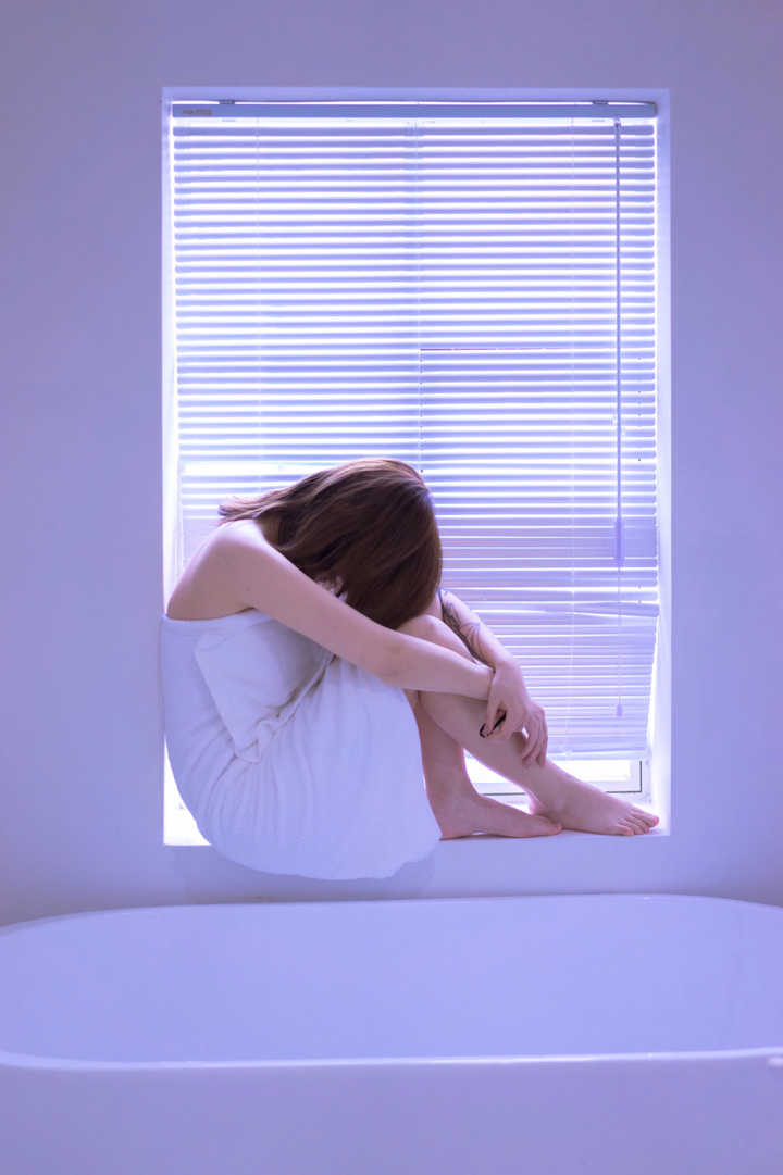 女模特在海边拍写真,19岁女模特图片写真