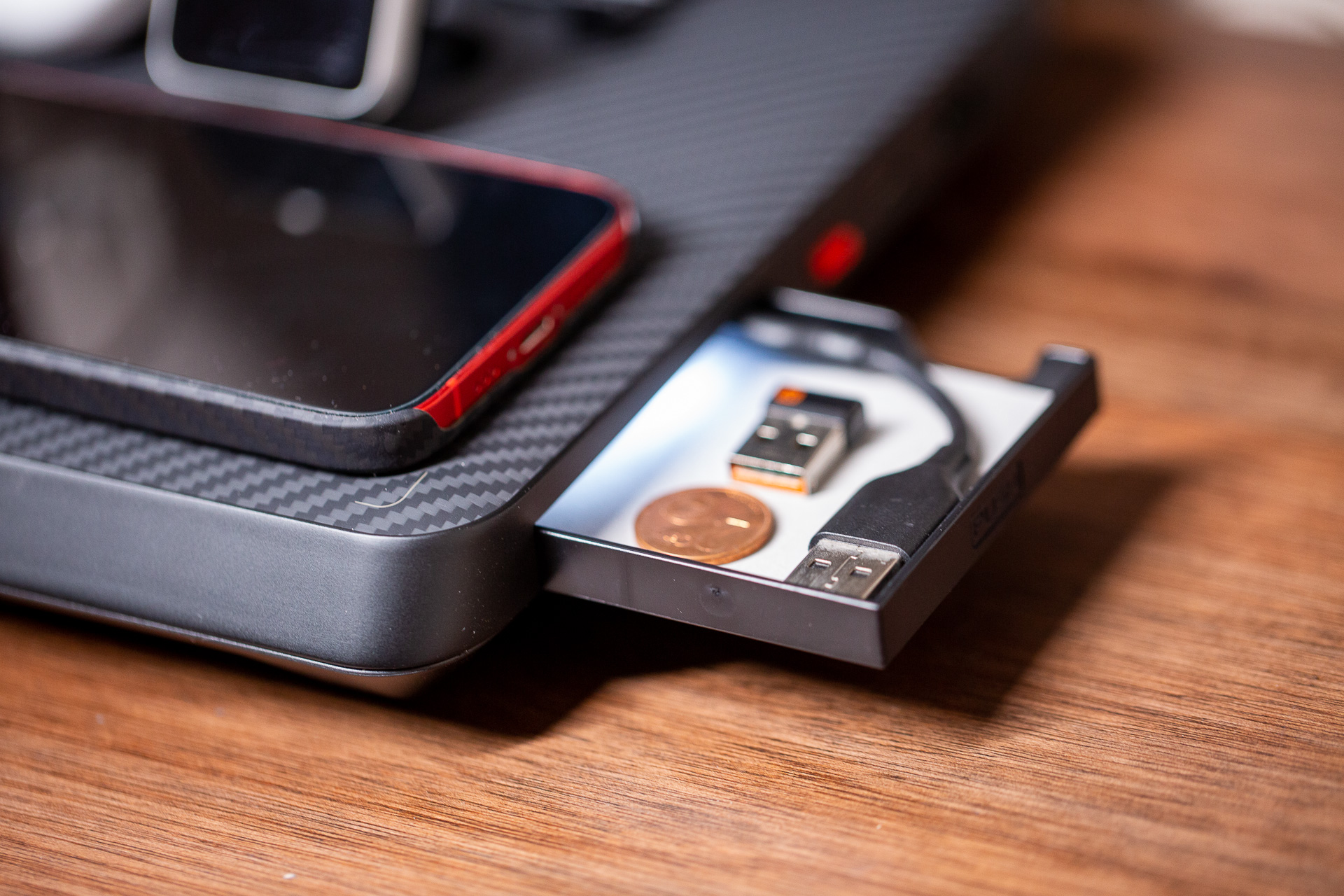 pitakaomnilite开箱,pitakaomnilite多合一无线充