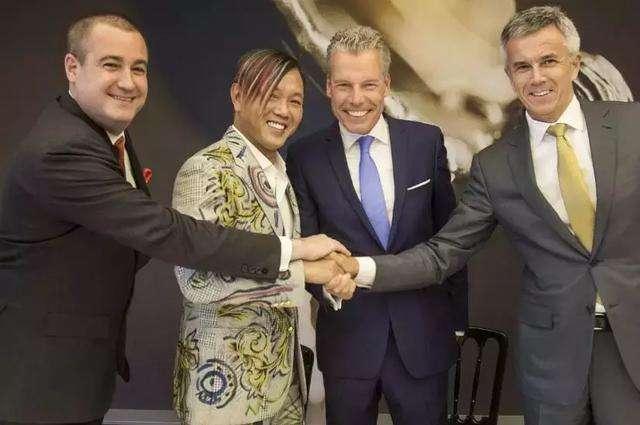 *场赌**金字塔顶端的男人：迎娶墨西哥嫩模，买30辆劳斯接送中国赌客