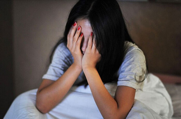 “我就跟他待了一晚上，不可能怀孕”，医生怒批：现在孩子不自爱