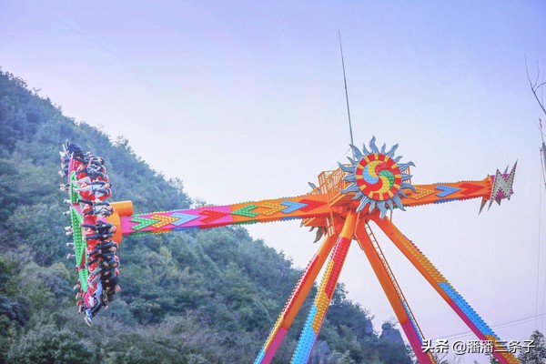 重庆奥陶纪主题乐园真实视频,重庆玻璃栈道奥陶纪