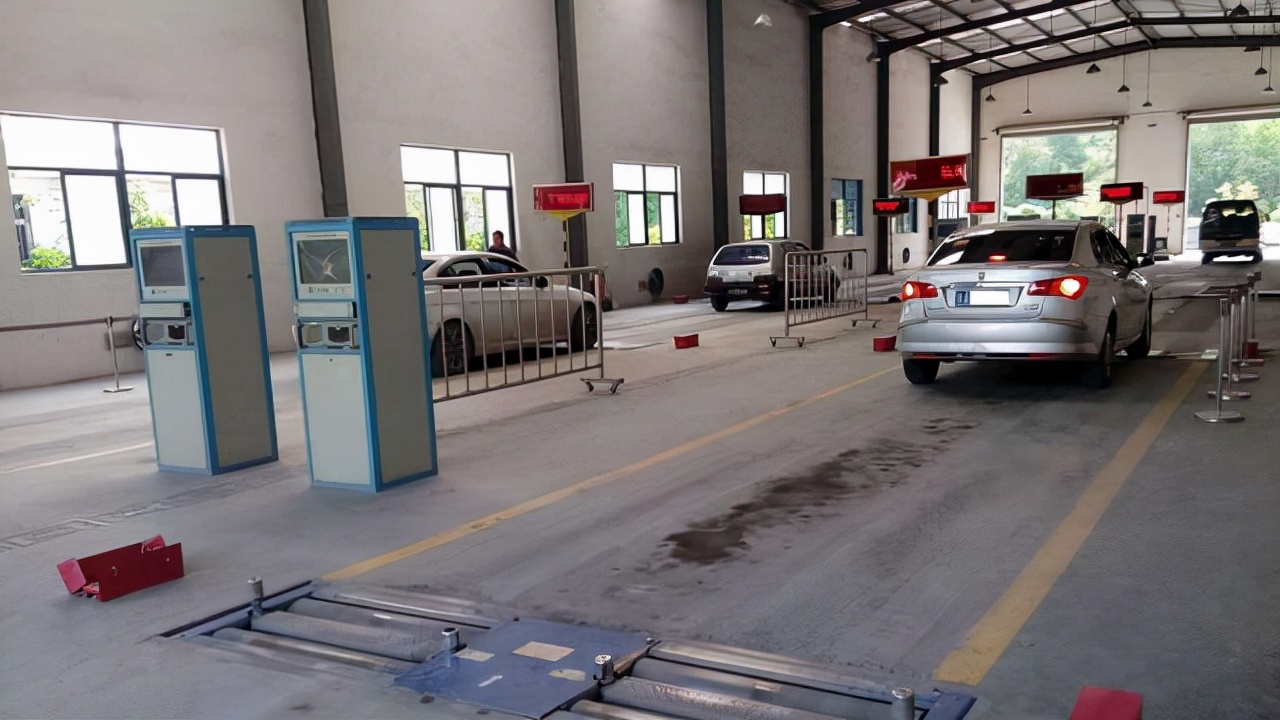 车辆脱审了车牌怎么办,车辆已脱审多年还有什么影响吗