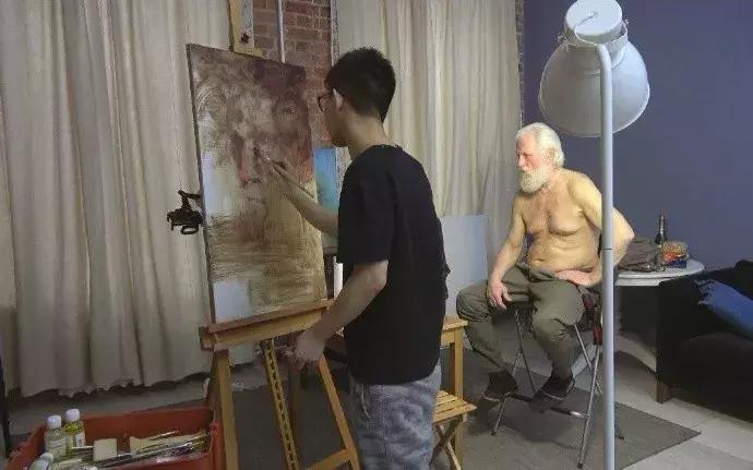 他的手绘原画太牛了，笔下美*欲人**欲飘仙，色调与笔感美煞无数网友