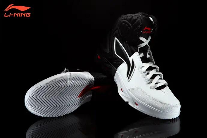 轻体重后卫耐磨实战球鞋李宁,实战帅气李宁球鞋耐磨