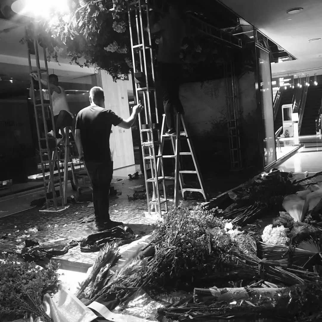 25岁月入十万的花艺师,是如何做到的?