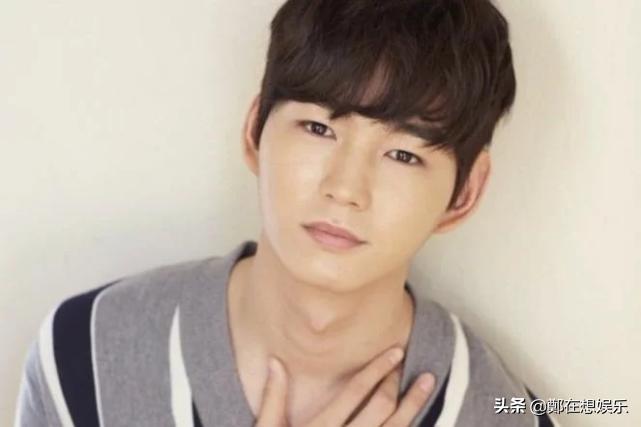 韩国最能打的男演员李钟硕,李钟硕男明星