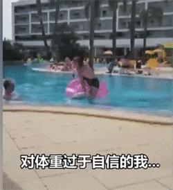 雨天开车后车镜有水咋办,开车雨刷坏了怎么处理