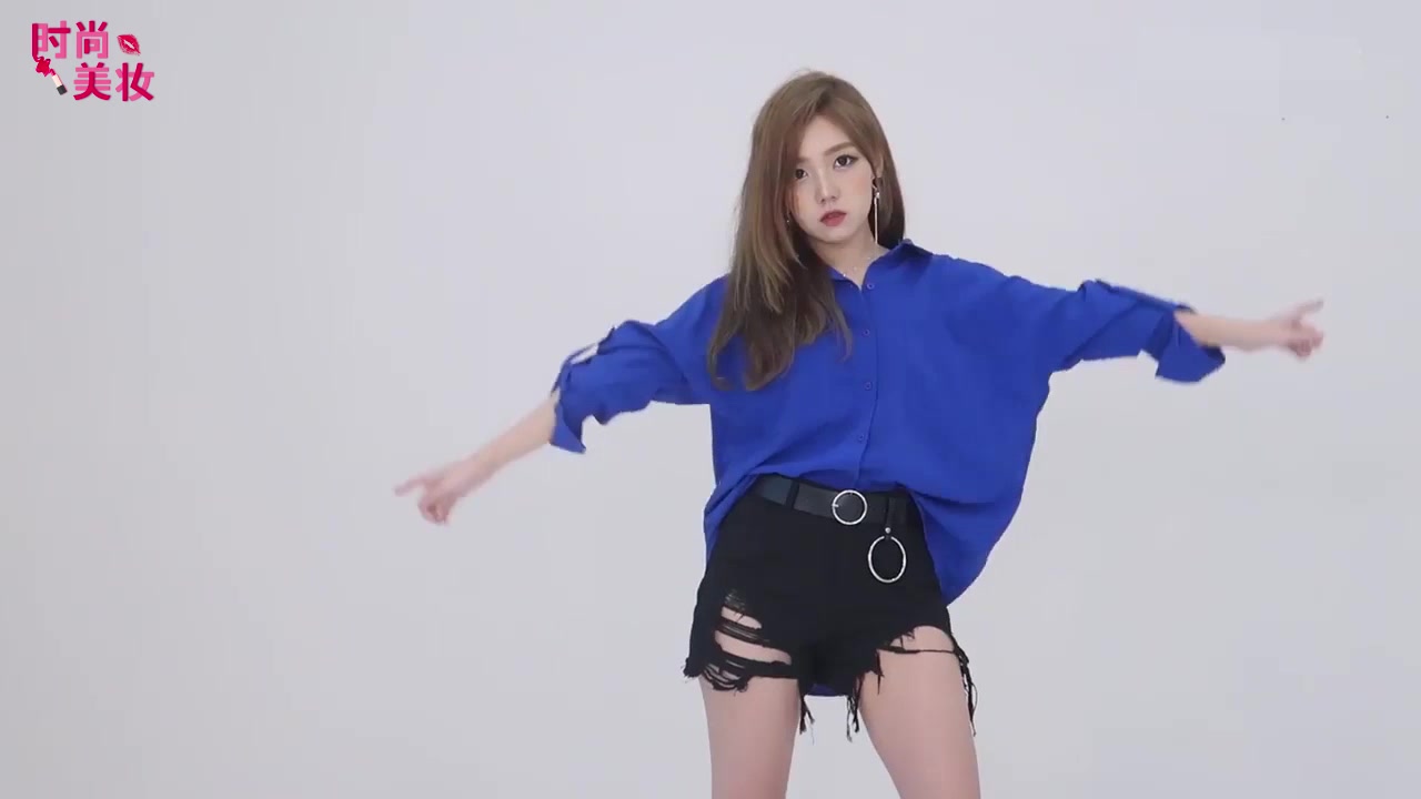 衬衫穿衣搭配的技巧,衬衫穿衣搭配技巧