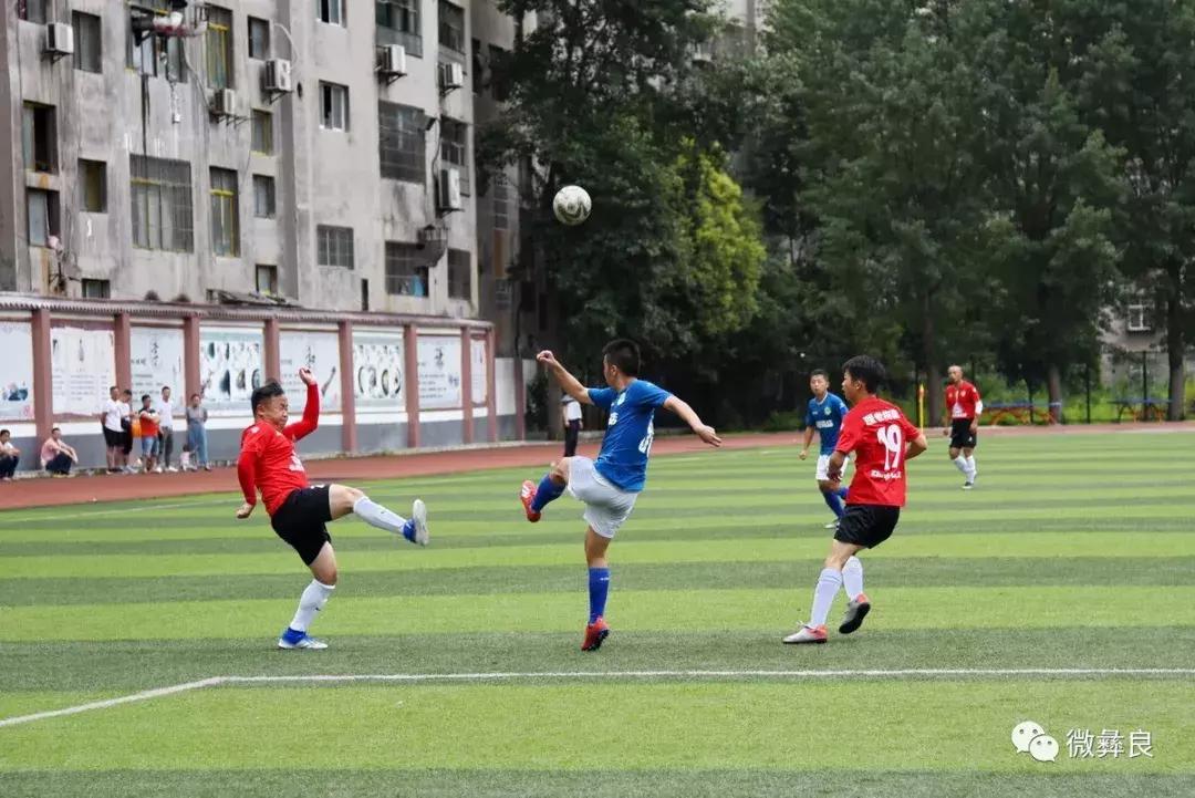 厉害了参赛队伍高分拿下一等奖,厉害了足球比赛