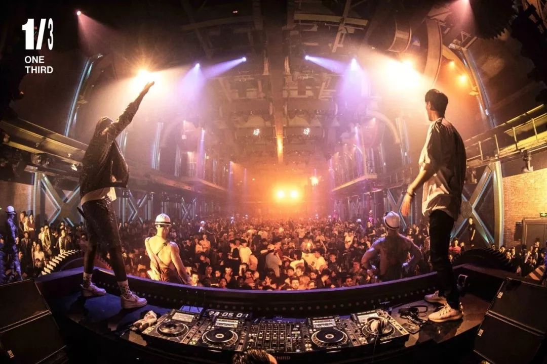 解锁ONETHIRD1/3,承袭「全球百大中国第二」夜店品牌制作?