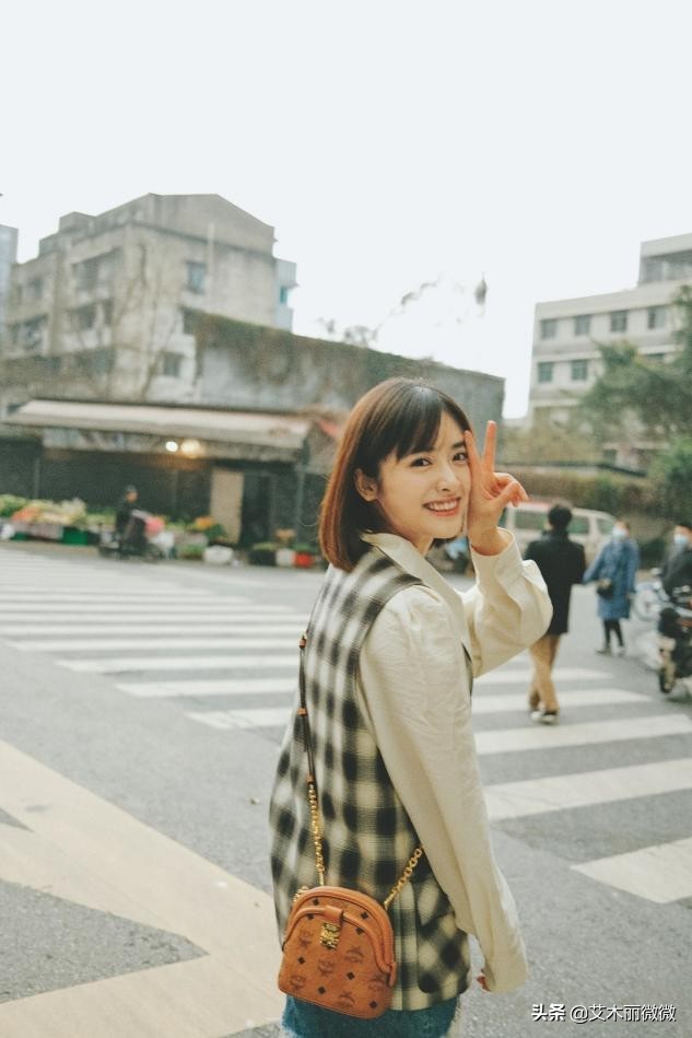 日系女星沈月写真图片,日系少女沈月穿搭