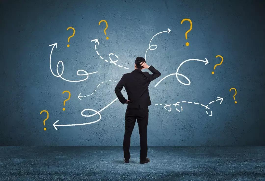 和女生在微信上聊什么话题好,刚加上微信跟女生聊什么话题