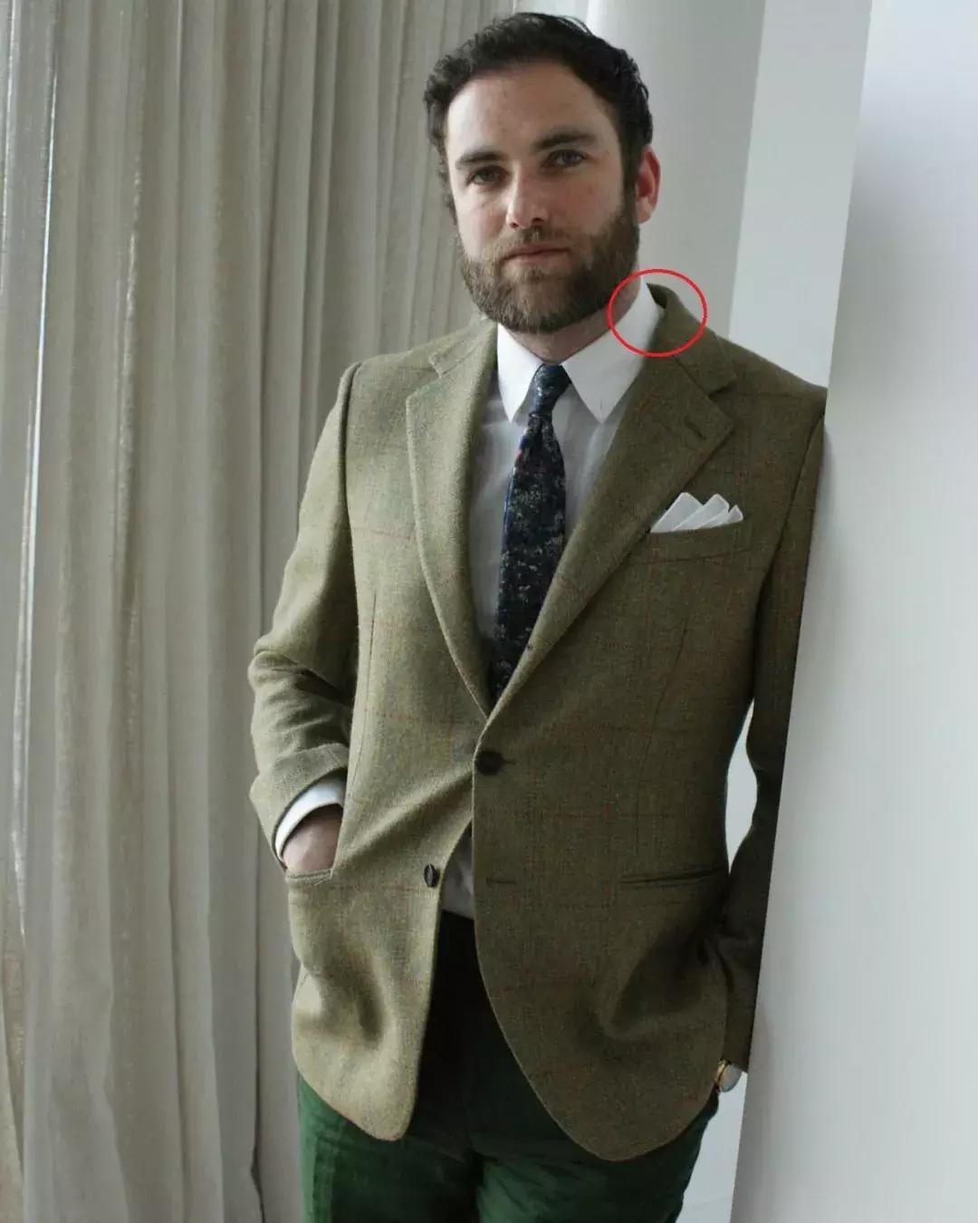 怎么挑一件合身的西装外套,西装外套怎么算合身