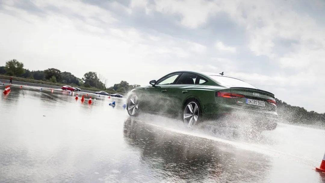 濂ヨ开rs5鍐涚豢,鍏ㄦ柊2021娆惧ゥ杩猺s5sportback