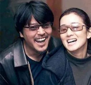 巩皇一生的情史,巩女皇