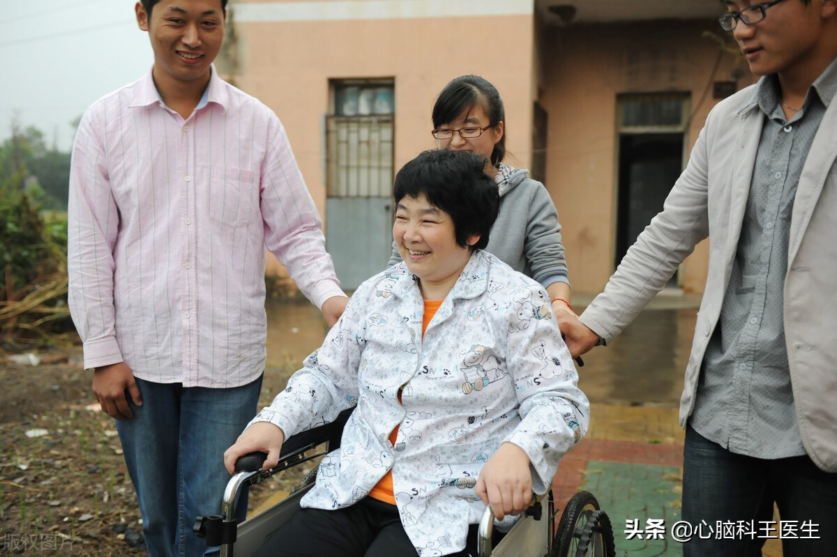 脑梗死偏瘫患者肢体康复方法,脑梗偏瘫怎样恢复最快四肢无力