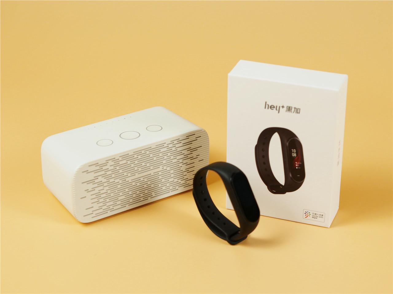 黑加手环只能APP查询监控数据？不存在的，利用天猫精灵语音也行