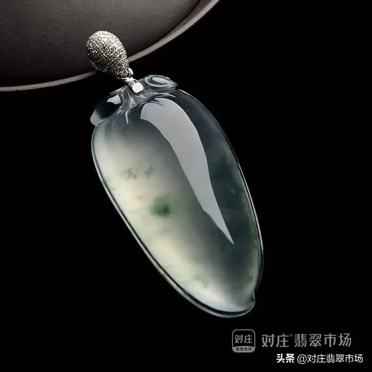 翡翠水头和种水是一回事吗,翡翠的水头是透明度还是含水量