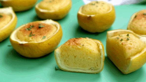 怎样做蛋糕又松又软不塌,做蛋糕蓬松不塌的方法