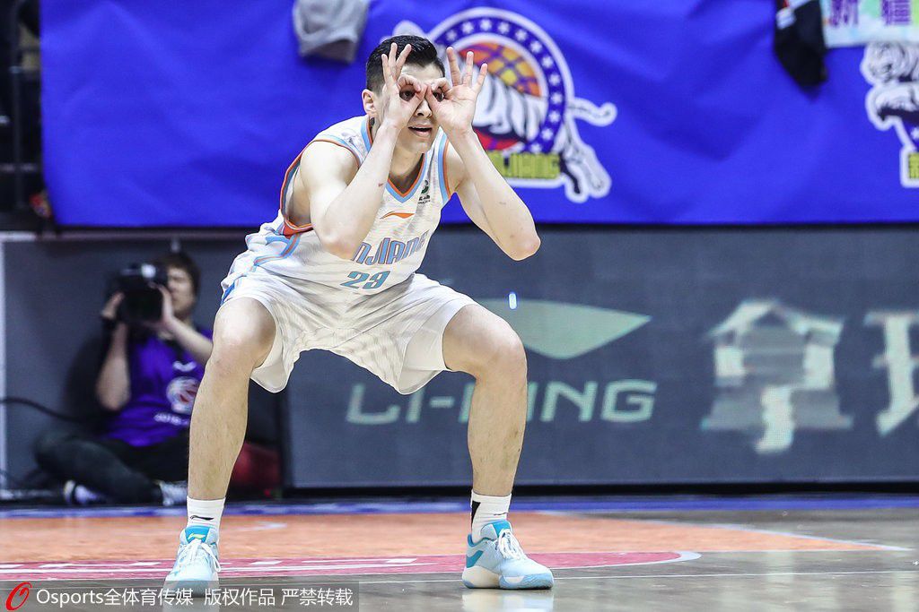 匡威曾经签约过的3位nba球星,阿不都沙拉木签约匡威签了几年